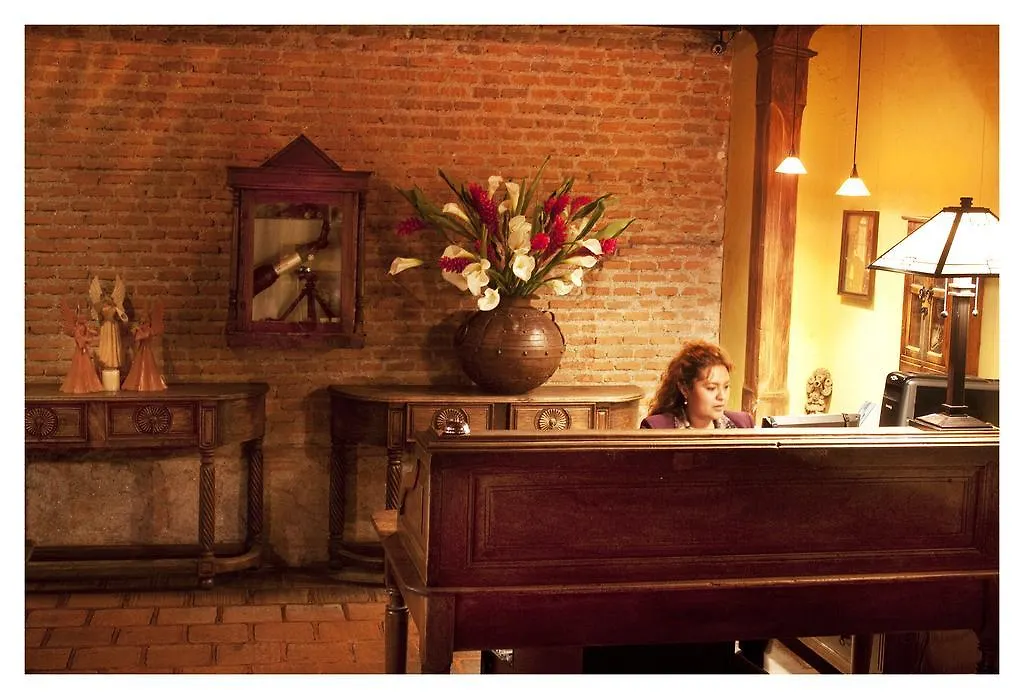 Meson De Maria Hotel Antigua